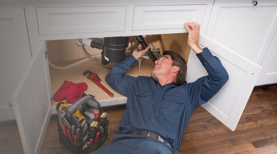 Professional same day plumber in La Coste, TX